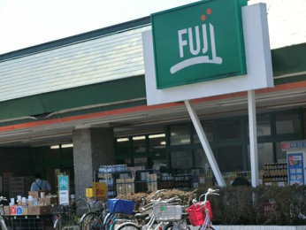  SUPER MARKET FUJI(X[p[}[PbgtW) ߗX	400m