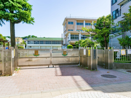 周辺環境 小学校 1450m 横浜市立三ツ沢小学校