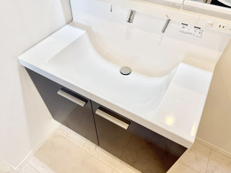 ̑ ݔ􂢂􂤎KɎg֗ȃV[