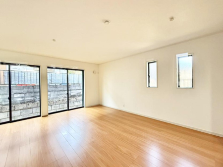 ���r���O �������V���v���������ґ�A��؂Ȑl�Ɖ߂����S���قǂ�����