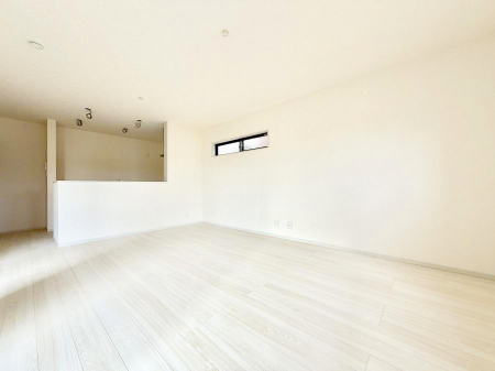 ���r���O ���������났�ƏΊ炪�W�܂�A�S���܂郊�r���O