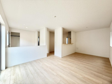 rO 났ƏΊ炪W܂AS܂郊rO