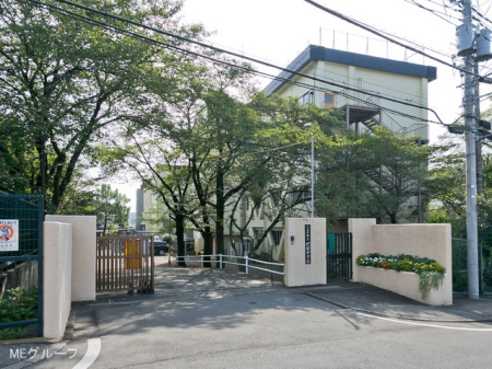 周辺環境 中学校 1200m 八王子市立椚田中学校