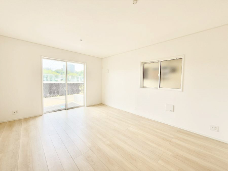 rO 났ƏΊ炪W܂AS܂郊rO