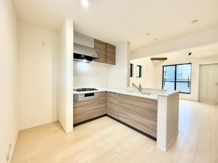 �L�b�`�� �������V���v���Ŕ������S�n�悢���Ԃ𐶂ރL�b�`�����