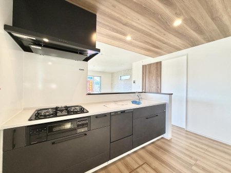 �L�b�`�� �������A�C�f�A�L����A�N���G�C�e�B�u�ȗ������