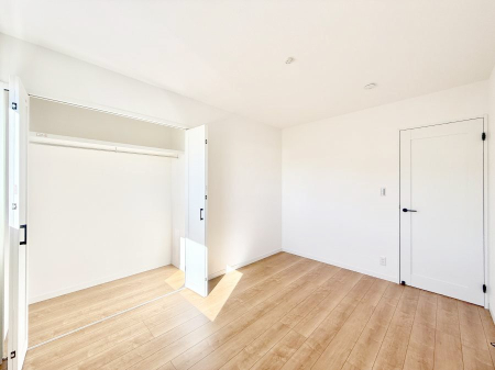 �q������ �������傫�Ȏ��[�ŉו����X�b�L���Еt���܂�  