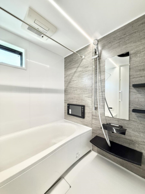 ���r���O ���������났�ƏΊ炪�W�܂�A�S���܂郊�r���O