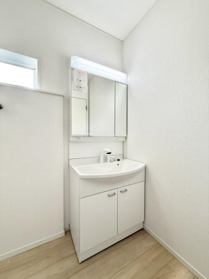 ʑEʏ 邢ʏ͖̎yłႢł