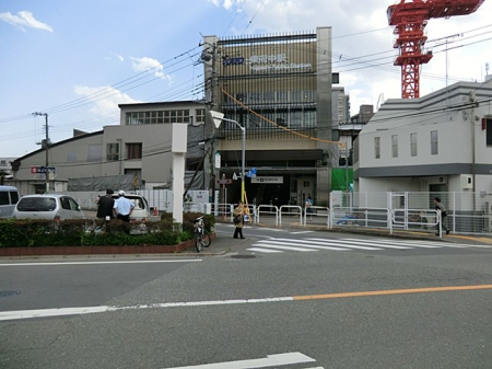 ӊ w 1900m {w