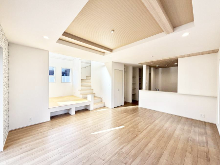 ���r���O �����������������Ɠ��ʂɂ���A�e���̋��