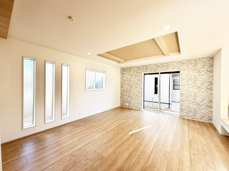 ���r���O ���������났�ƏΊ炪�W�܂�A�S���܂郊�r���O