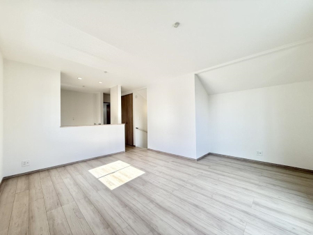 rO 났ƏΊ炪W܂AS܂郊rO