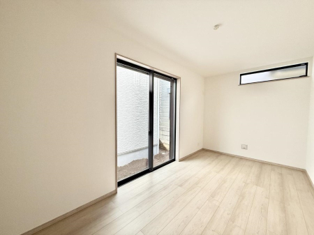 ̑ 傫ȑ͊JA邳ʕob`ł