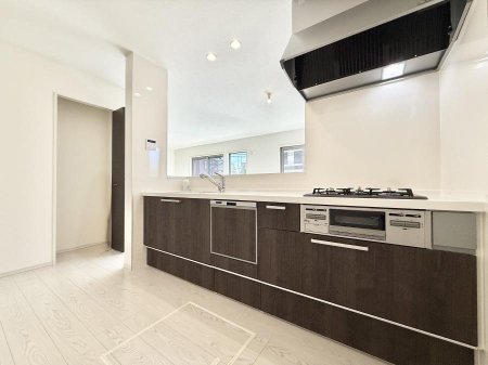 Lb` b[܂ΖʃLb`IƑƂ̉b݂͂܂  