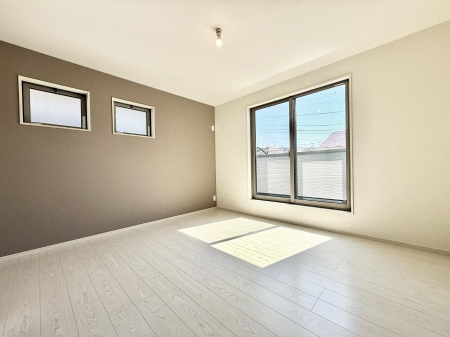 ̑ 傫ȑ͊JA邳ʕob`ł  