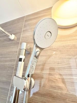 ���̑����� �ݔ����킴�킴�V�����[�����̃��o�[�܂Ŏ��L�΂��K�v���Ȃ��A�ȒP�Ɏ~���ł���