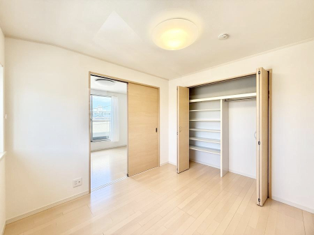 ̑ 傫Ȏ[ŉוXbLЕt܂  