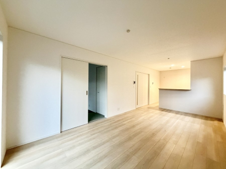 rO 났ƏΊ炪W܂AS܂郊rO