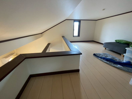 ���̑� ��Ԃ��ő���ɗ��p�ł��郍�t�g�X�y�[�X�ł�  