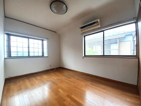 ���̑����� 2�ʍ̌��Ŗ��邢�����I  