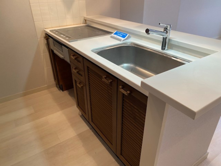 �L�b�`�� ��b���[�܂�ΖʃL�b�`���I�Ƒ��Ƃ̉�b���͂��݂܂�  