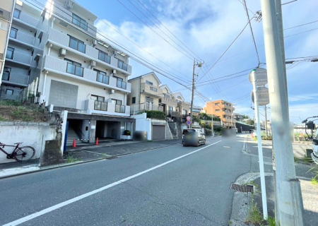 ���n�O�ώʐ^ �񖓐�w����k��13���Œʋ΁E�ʊw�ɕ֗��ł��I    