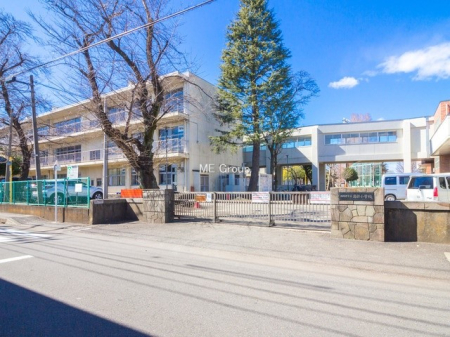  ���w�Z 711m ���͌��s�����V���w�Z