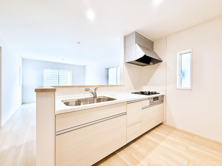 �L�b�`�� �������Ƒ��ƂȂ���A�R�~���j�P�[�V�����̏�