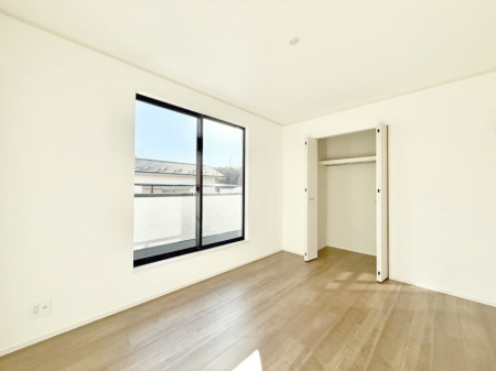 Q 傫ȑ͊JA邳ʕob`ł