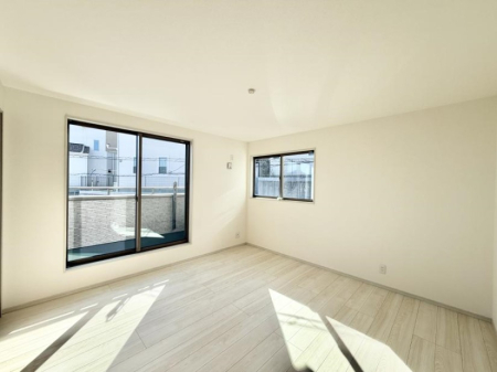 �Q�� �������傫�ȑ��͊J����������A���邳�ʕ��o�b�`���ł�