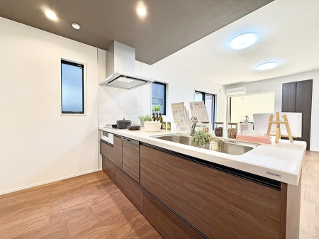 �L�b�`�� �������Ƒ��݂�Ȃ��C�����悭�g����݌v�ł�