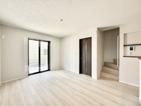 ���r���O ���������R�Ɖ�b�����܂��A�S�n�悢�ЂƂƂ�