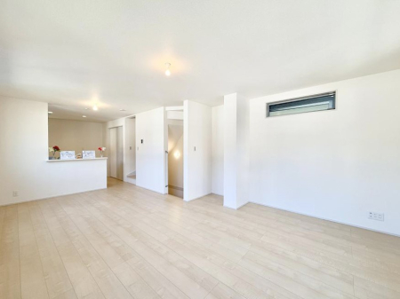 rO 났ƏΊ炪W܂AS܂郊rO