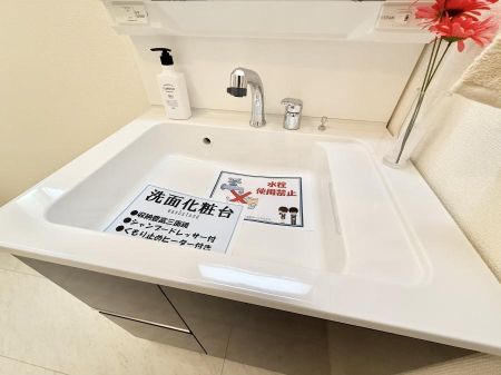 ̑ ݔ􂢂􂤎KɎg֗ȃV[