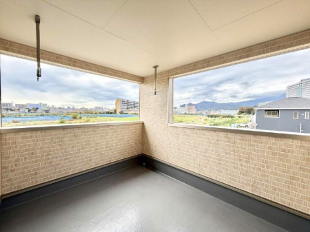 �o���R�j�[ ������ ���̃R�[�q�[���̐�����y���ށA�����̏ꏊ