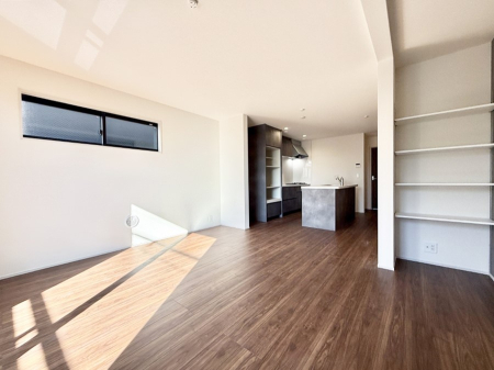 ���r���O ���������C�ɓ���̏ꏊ�ŁA�̂�т�Ƃ������Ԃ�