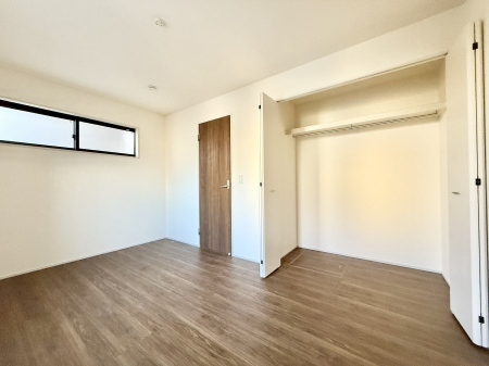 �q������ �������v���C�x�[�g��ԂƂ��ĐÂ��ŗ�������������񋟂��Ă���܂�