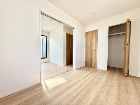 �q������ �������Ƌ�⃌�C�A�E�g�����R�ɔz�u�ł��邽�ߎg�����肪�ǂ����K�ɉ߂����܂�