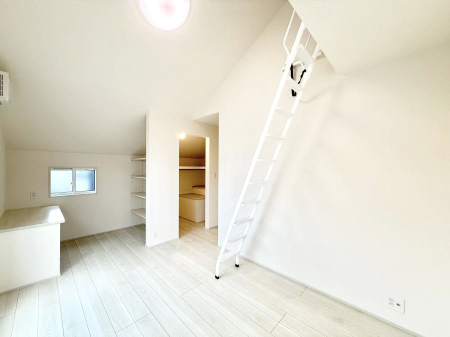 ̑ F̂ŉ₩ȎԂy߂܂