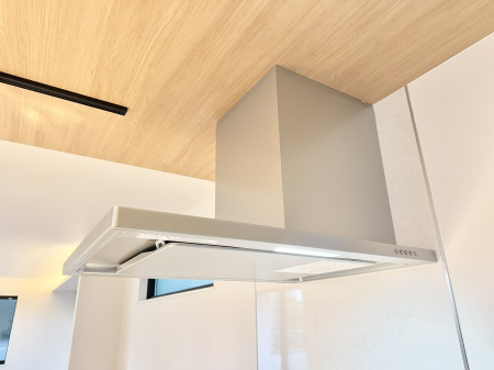 ���̑����� �ݔ����������̏��C����������C��ɗU������A�����I�ɔr�����ł��܂��B