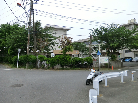 ӊ wZ 400m {s䏬wZ