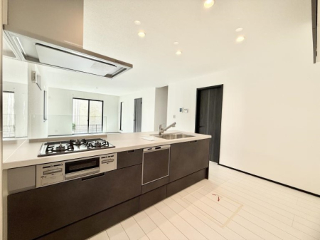 Lb` b[܂ΖʃLb`IƑƂ̉b݂͂܂  