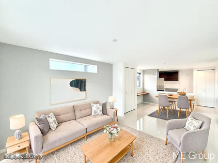 ���r���O ���������S�n�̂����A���z�̃��r���O