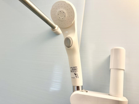 ���̑����� �ݔ����킴�킴�V�����[�����̃��o�[�܂Ŏ��L�΂��K�v���Ȃ��A�ȒP�Ɏ~���ł���