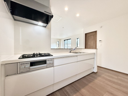 �L�b�`�� �������Ƒ����J��[�߂�A������̂���L�b�`��