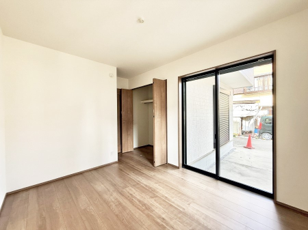 �Q�� ���������̔z�u��ʋC���̗ǂ��݌v�ŕ����̋�C�������炸�A��ɐV�N�ȋ�C������܂�