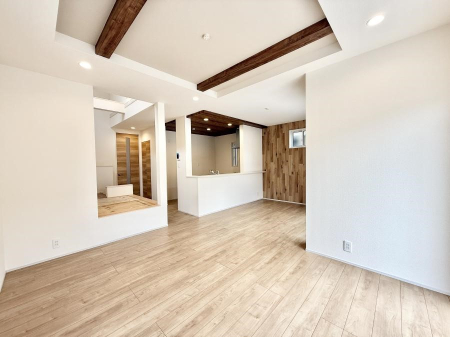 rO 났ƏΊ炪W܂AS܂郊rO