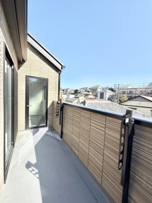 �o���R�j�[ �����󕨂��悭�����z������ǍD�̃o���R�j�[�ł��I  