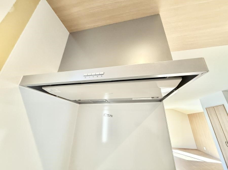 ���̑����� �ݔ����������̏��C����������C��ɗU������A�����I�ɔr�����ł��܂��B